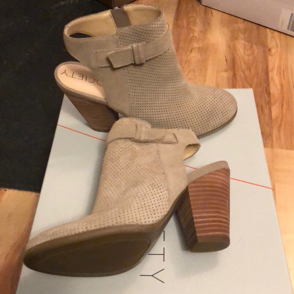 Sole Society so-perin 6m chinchilla color